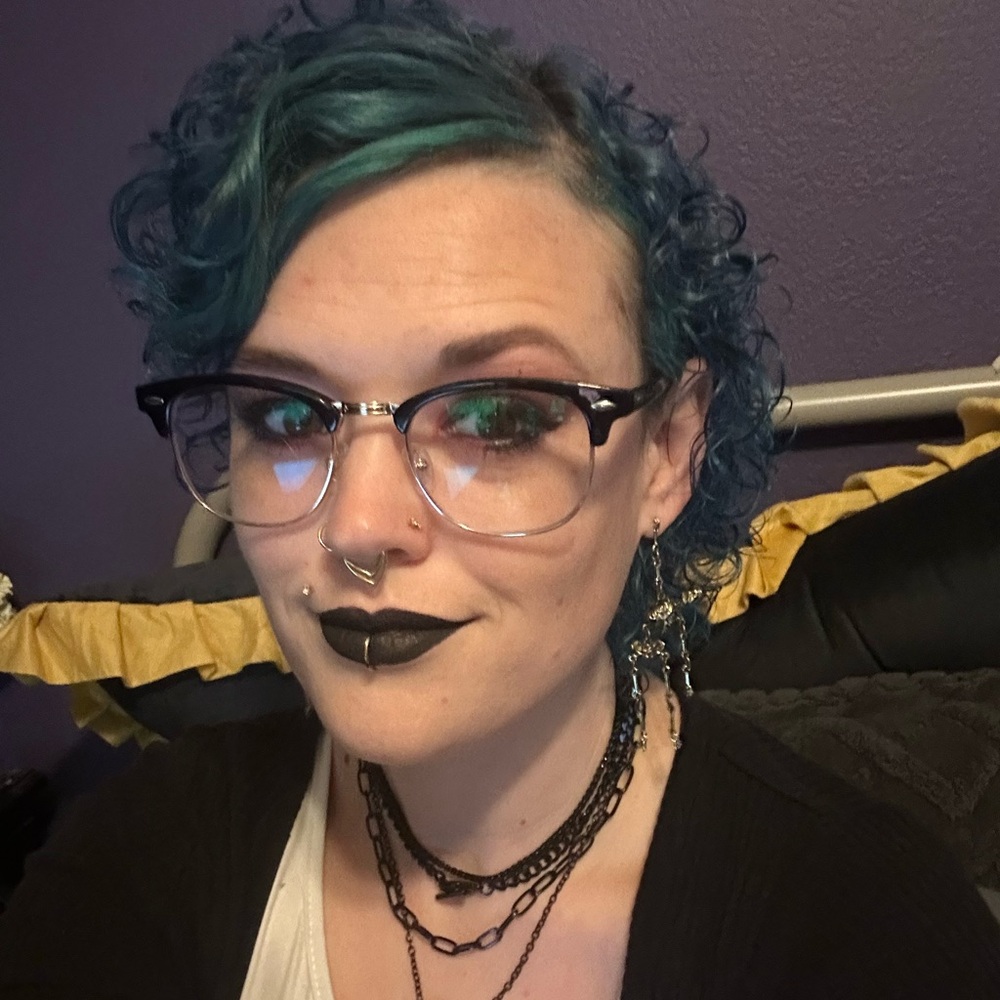 Meet your Posher, Maggie